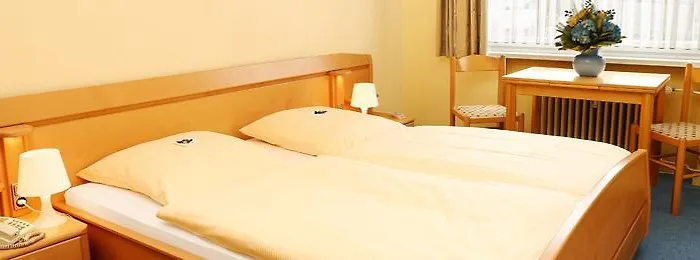 Hotel Pacific 2*